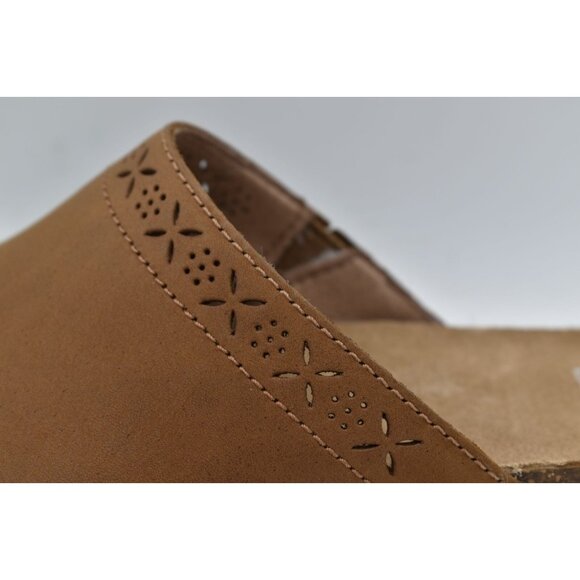 Dansko Womens Size EU 39 US 8.5-9 Robbie Burnished Nubuck Tan Slip On Clogs - Picture 8 of 12